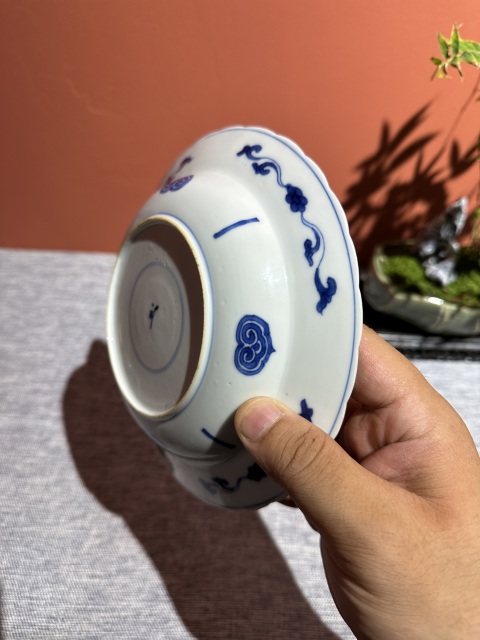 古玩陶瓷清代康熙青花花卉紋盤拍賣，當前價格4800元