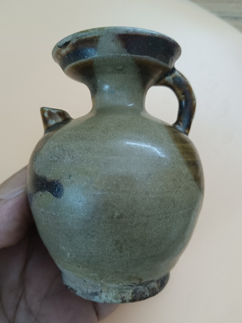 古玩陶瓷唐.長沙窯執(zhí)壺?域鑒保真鑒定拍賣,當(dāng)前價(jià)格18000元