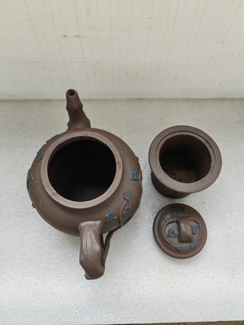 古玩陶瓷上世紀晚期紫砂壺拍賣,當前價格398元