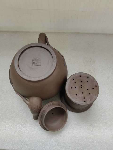 古玩陶瓷上世紀晚期紫砂壺拍賣,當前價格398元