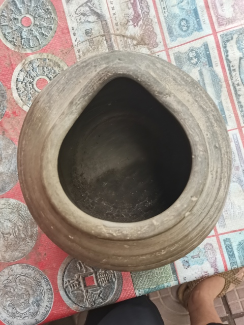 古玩陶瓷灰陶罐拍賣，當前價格666元
