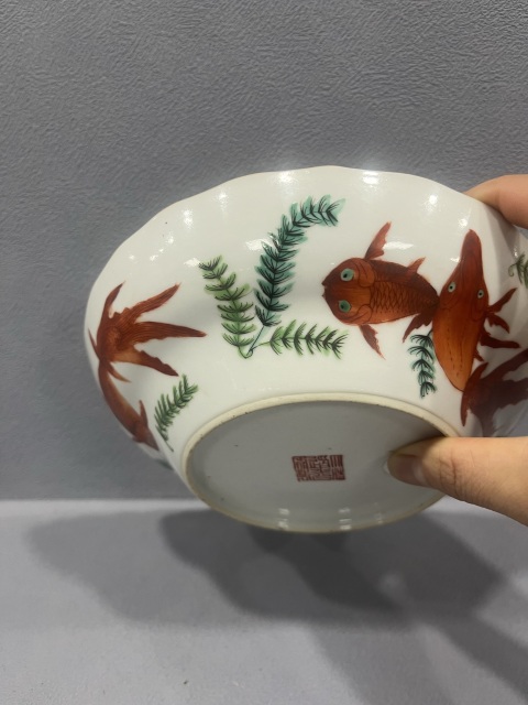 古玩陶瓷粉彩金玉滿堂紋折腰花口碗拍賣,當前價格3200元