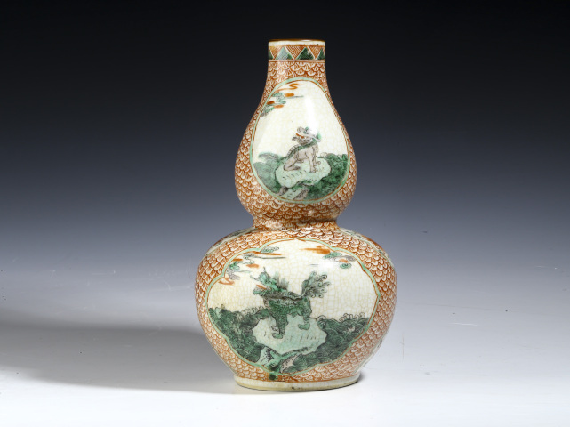 古玩陶瓷哥釉五彩開窗海水瑞獸紋葫蘆瓶 真品鑒賞圖