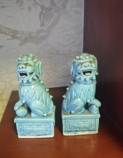 古玩陶瓷孔雀藍釉瓷塑獅子一對拍賣,當前價格666元