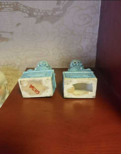 古玩陶瓷孔雀藍釉瓷塑獅子一對拍賣,當前價格666元