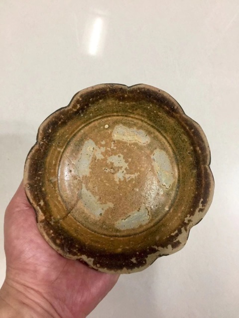 古玩陶瓷宣州窯青釉褐彩葵口盤拍賣,當前價格888元