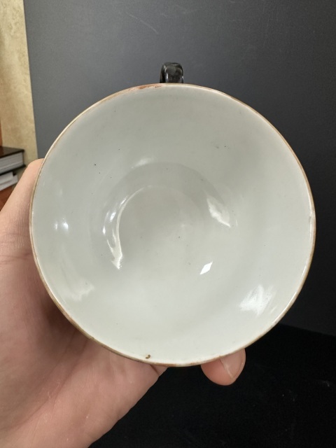 古玩陶瓷民國墨地粉彩百花把杯拍賣，當(dāng)前價格1588元