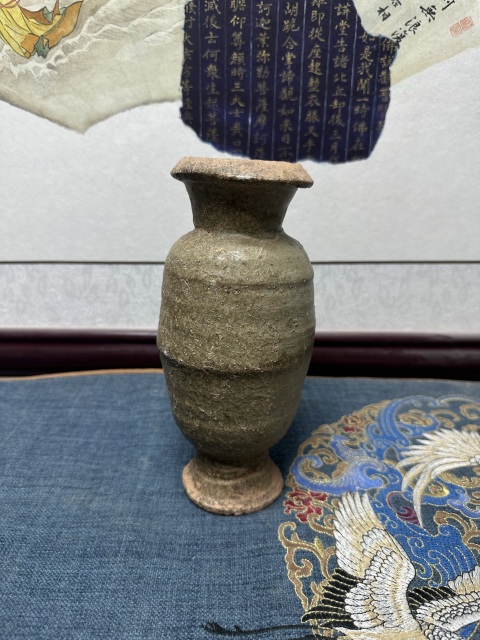 古玩陶瓷宋代精品青釉象腿瓶拍賣,當前價格269元