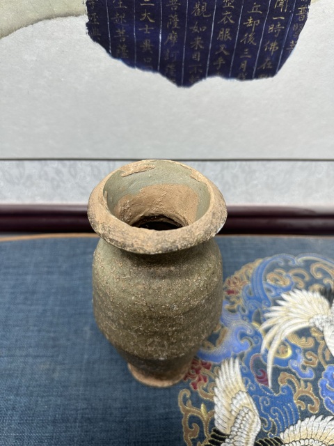 古玩陶瓷宋代精品青釉象腿瓶拍賣,當前價格269元