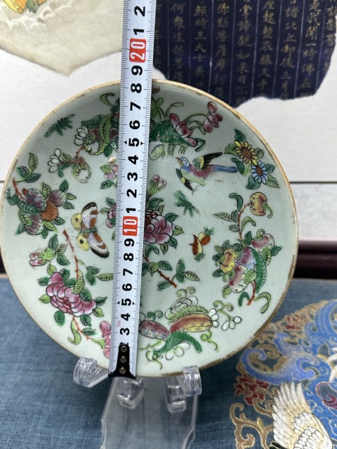 古玩陶瓷清道光豆青釉花鳥蝶紋廣彩盤拍賣,當前價格690元