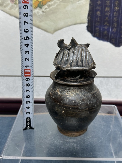 古玩陶瓷宋代精品褐釉蒼谷 博物館級別拍賣，當前價格239元
