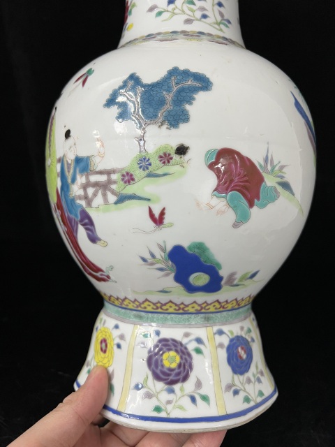 古玩陶瓷清光緒粉彩人物故事瓶拍賣，當前價格12000元