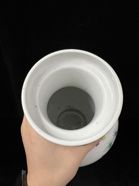 古玩陶瓷清光緒粉彩人物故事瓶拍賣，當前價格12000元