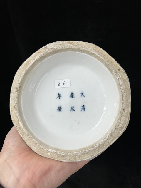 古玩陶瓷清光緒粉彩人物故事瓶拍賣，當前價格12000元