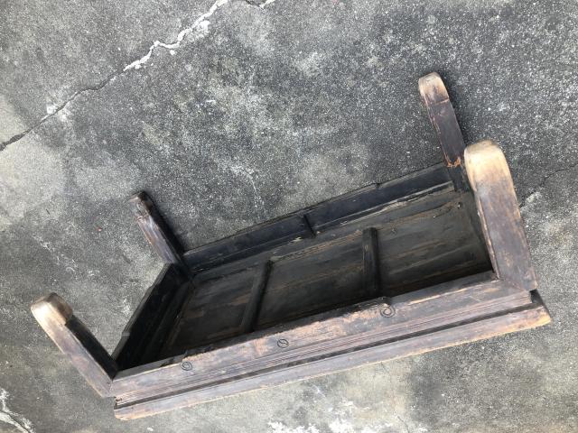古玩雜項(xiàng)清代.矮桌(盤腿而坐,冬天喝茶喝酒正合適)拍賣,當(dāng)前價格0元