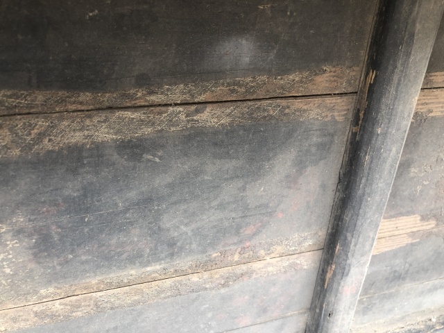 古玩雜項(xiàng)清代.矮桌(盤腿而坐,冬天喝茶喝酒正合適)拍賣,當(dāng)前價格0元