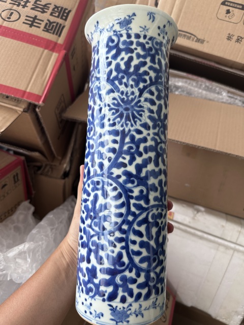 古玩陶瓷青花纏枝花卉紋箭筒拍賣,當前價格5000元