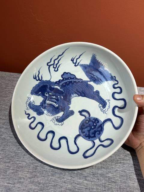 古玩陶瓷青花獅子繡球紋盤拍賣，當前價格26000元