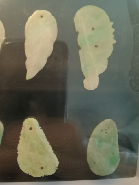 古玩玉器天然翡翠花片拍賣,當前價格750元