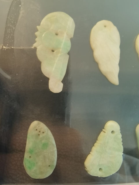 古玩玉器天然翡翠花片拍賣,當前價格750元