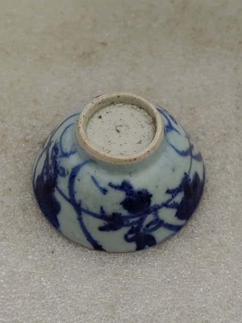 古玩陶瓷清中期青花花卉紋杯拍賣,當前價格398元