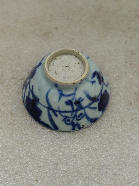 古玩陶瓷清中期青花花卉紋杯拍賣,當前價格398元