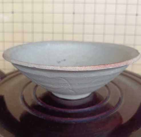 古玩陶瓷宋代.蓮瓣紋刻花影青碗拍賣,當(dāng)前價(jià)格1680元