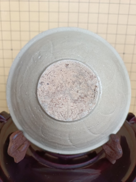 古玩陶瓷宋代.蓮瓣紋刻花影青碗拍賣,當(dāng)前價(jià)格1680元