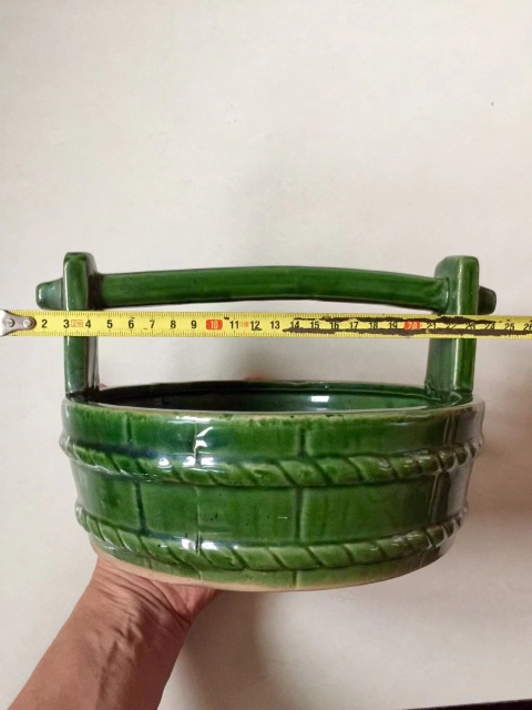 古玩陶瓷綠釉水桶擺件拍賣,當(dāng)前價(jià)格1888元
