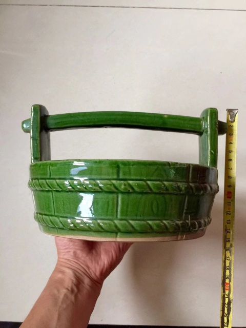古玩陶瓷綠釉水桶擺件拍賣,當(dāng)前價(jià)格1888元