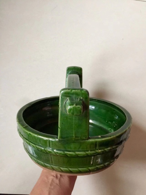 古玩陶瓷綠釉水桶擺件拍賣,當(dāng)前價(jià)格1888元
