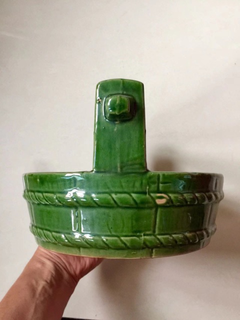 古玩陶瓷綠釉水桶擺件拍賣,當(dāng)前價(jià)格1888元