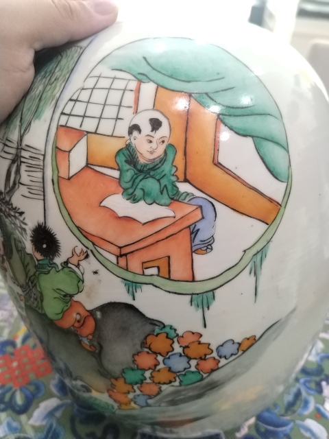 古玩陶瓷油粉彩人物故事紋冬瓜罐拍賣,當前價格1300元