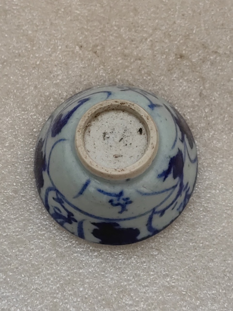古玩陶瓷清中期青花花卉紋茶杯拍賣,當(dāng)前價(jià)格398元