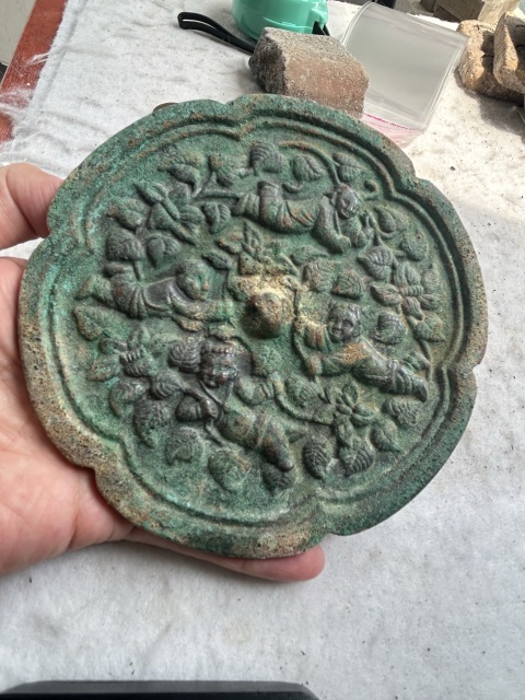 古玩銅器銅鏡拍賣，當(dāng)前價(jià)格20000元