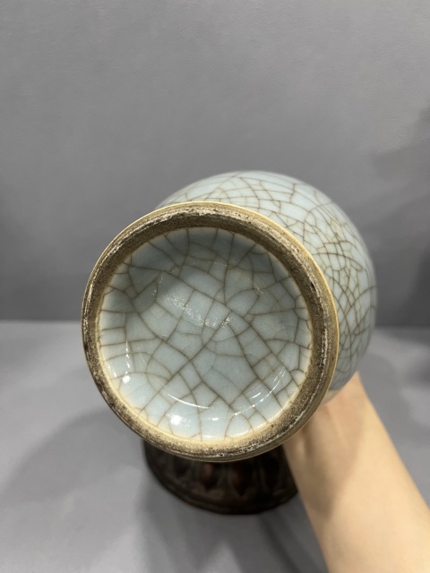 古玩陶瓷藍哥釉雙耳銜環撇口瓶拍賣,當前價格4500元