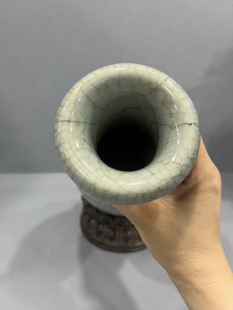 古玩陶瓷藍哥釉雙耳銜環撇口瓶拍賣,當前價格4500元