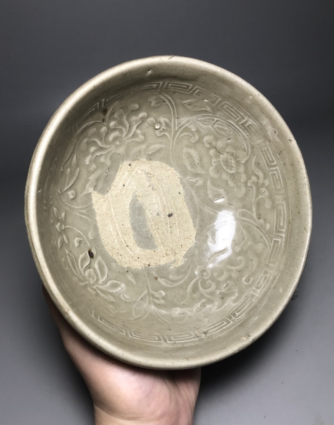 古玩陶瓷元,龍泉青釉印花紋深腹碗拍賣,當前價格1600元