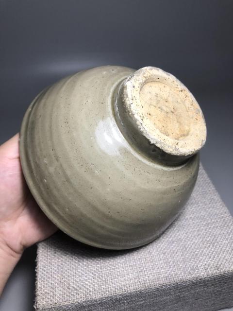 古玩陶瓷元,龍泉青釉印花紋深腹碗拍賣,當前價格1600元