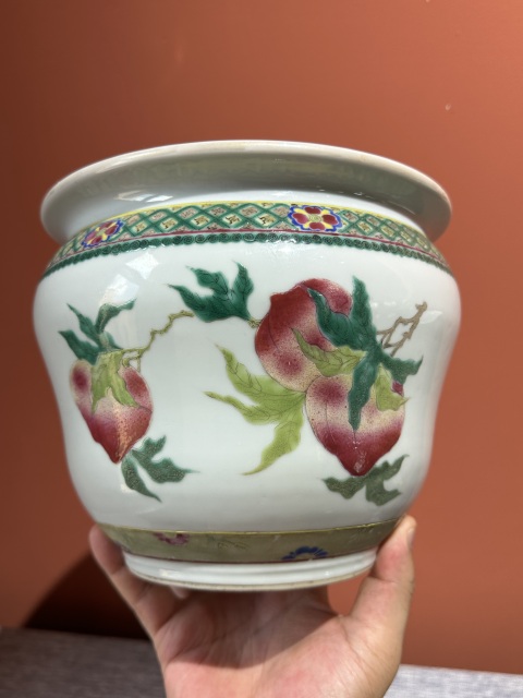 古玩陶瓷清代光緒粉彩三多紋花盆拍賣，當前價格22800元