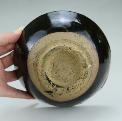 古玩陶瓷明代.黑釉茶碗(1368年-1644年)拍賣,當前價格230元