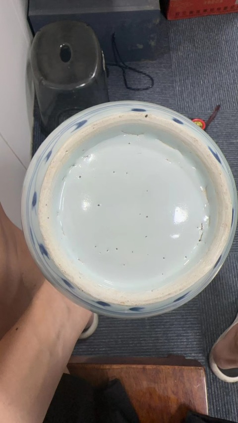 古玩陶瓷青花纏枝花卉紋罐拍賣,當前價格1580元
