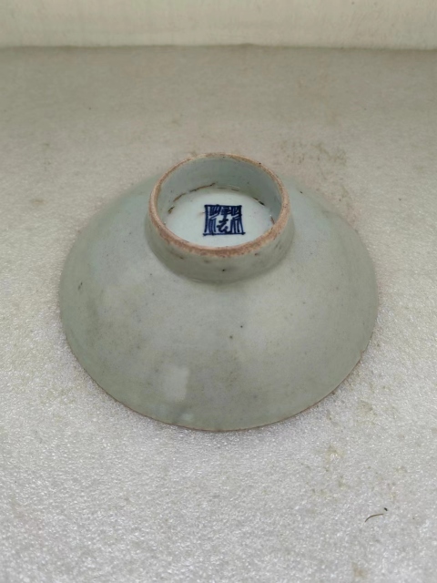 古玩陶瓷豆青釉高足盤拍賣,當前價格220元