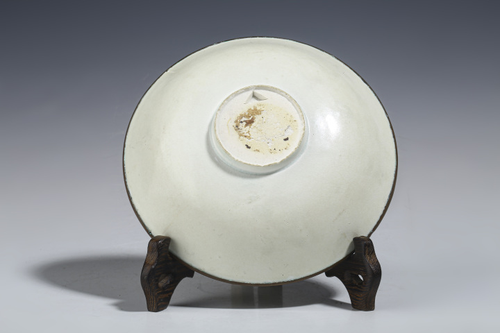 古玩陶瓷青白釉暗刻嬰戲紋碗 真品鑒賞圖