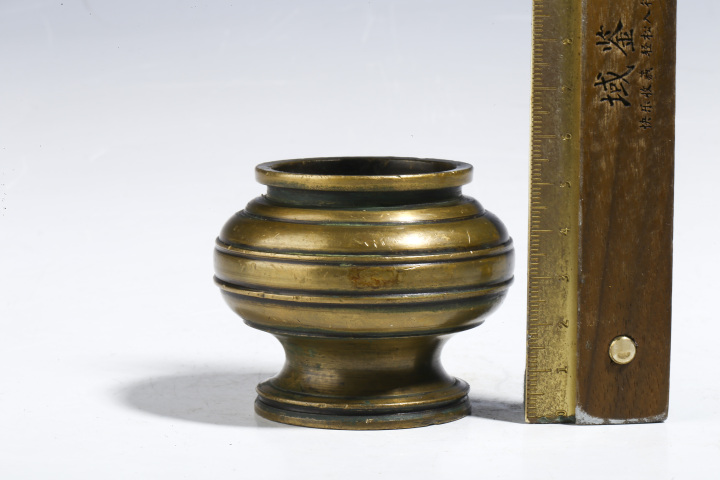 古玩陶瓷·銅弦紋香爐真品鑒賞圖