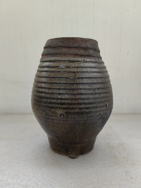 古玩陶瓷褐釉花澆拍賣,當前價格680元