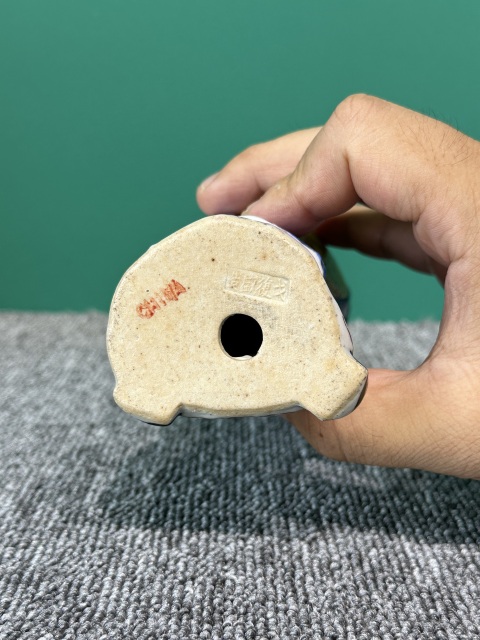 古玩陶瓷民國粉彩人物瓷塑拍賣，當前價格15800元