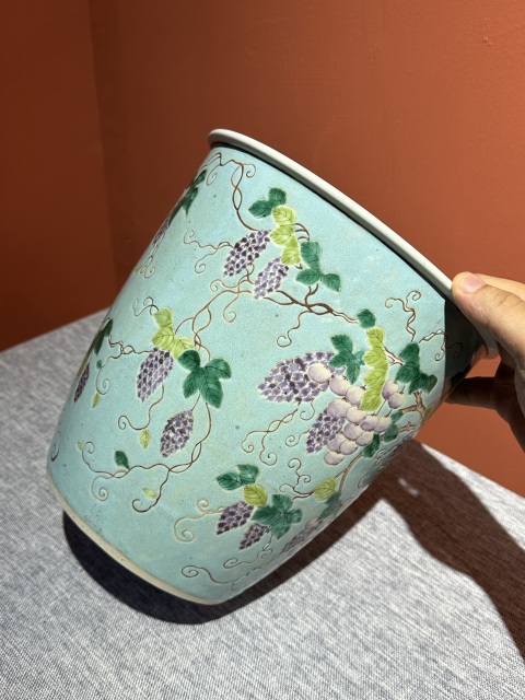 古玩陶瓷清代光緒綠地粉彩花鳥紋蘭花盆拍賣，當前價格35800元