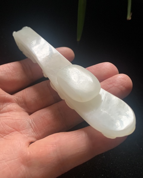 古玩玉器明代羊脂白級別大龍鉤拍賣，當前價格45000元