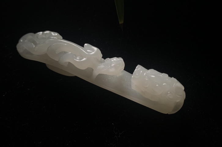 古玩玉器明代羊脂白級別大龍鉤拍賣，當前價格45000元